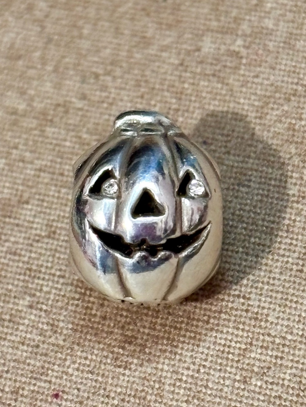 🎃Listing! 🆕 Brighton Trick or Treat bead Silver jack-o’-lantern pumpkin